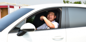UBER司機轉型多元化計程車