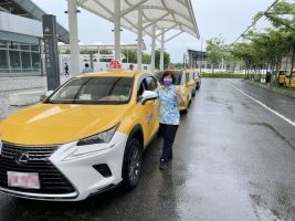 李春旭參與「疫苗特約計程車」是秉持服務精神「能幫助長輩比較重要」。